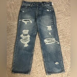 NWT Gap Distressed Cheeky Straight Jeans